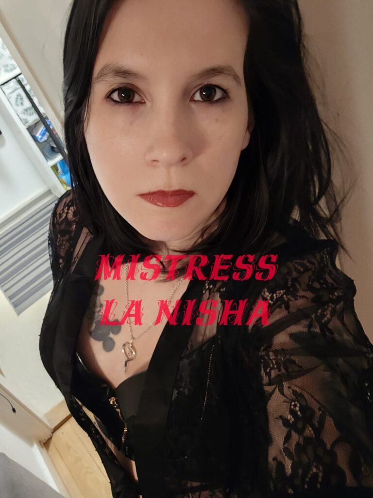 Herrin LaNisha - Keuschhaltung, Lust unter Verschluss und Orgasmuskontrolle in Basel